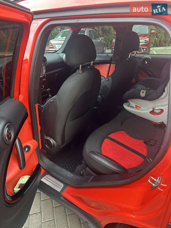 Внедорожник / Кроссовер MINI Countryman 2011 в Софиевской Борщаговке
