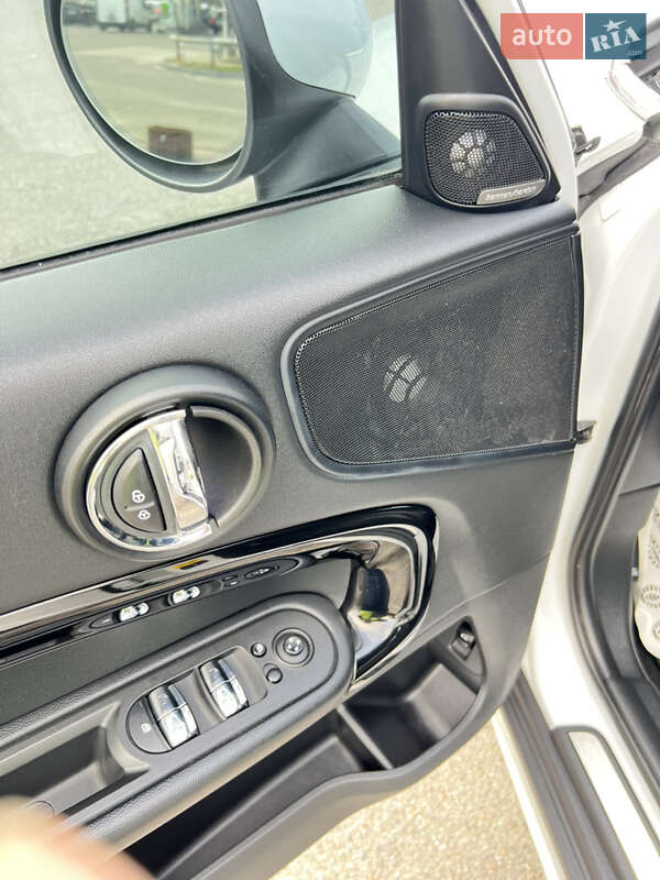 Хэтчбек MINI Countryman 2017 в Львове