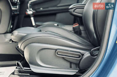Хэтчбек MINI Countryman 2019 в 