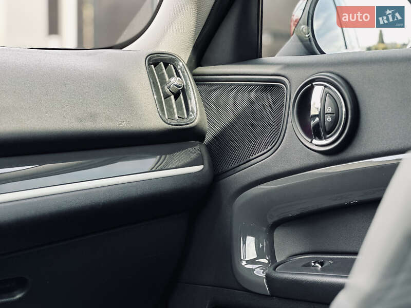 Хэтчбек MINI Countryman 2019 в Кременчуге