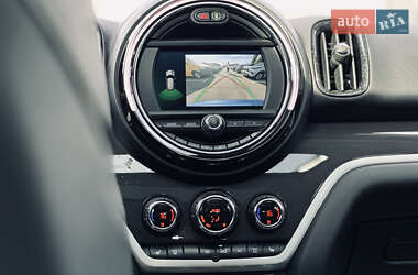 Хэтчбек MINI Countryman 2019 в 