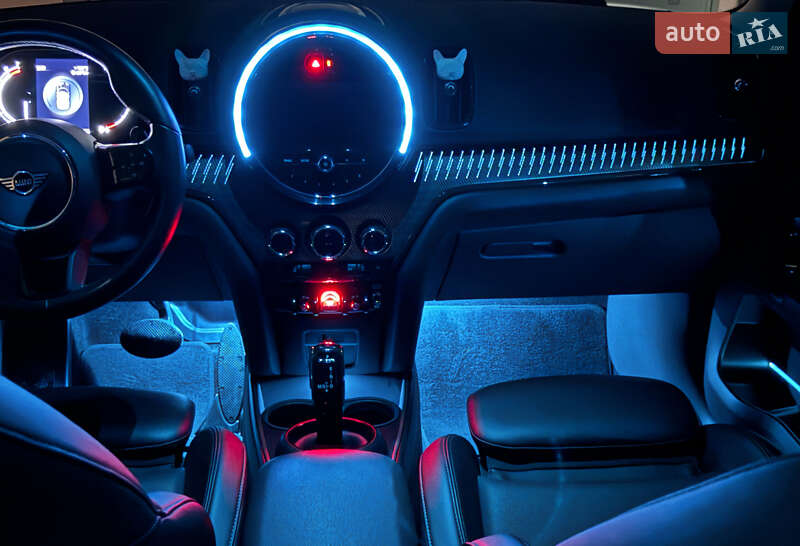 Внедорожник / Кроссовер MINI Countryman 2021 в Киеве