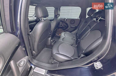 Внедорожник / Кроссовер MINI Countryman 2015 в 