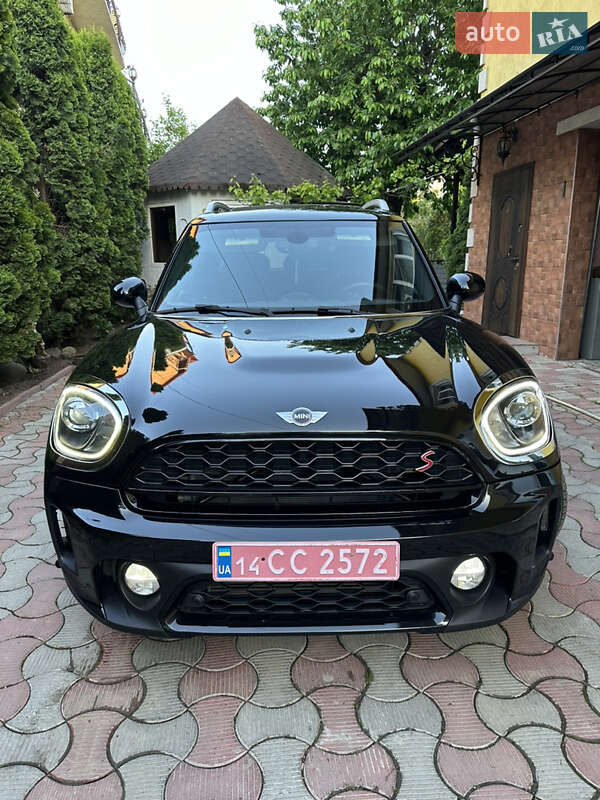 Хэтчбек MINI Countryman 2017 в Черновцах