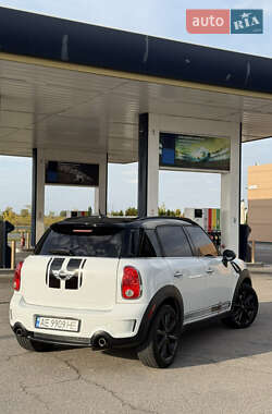 Внедорожник / Кроссовер MINI Countryman 2015 в 