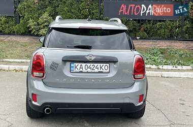 Хэтчбек MINI Countryman 2019 в 