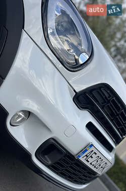 Позашляховик / Кросовер MINI Countryman 2016 в 