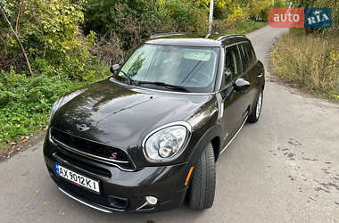 Позашляховик / Кросовер MINI Countryman 2015 в 