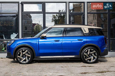 Внедорожник / Кроссовер MINI Countryman 2024 в 