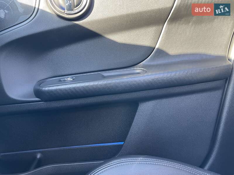 Хэтчбек MINI Countryman 2018 в Львове фото 16 Хэтчбек MINI Countryman 2018 в Львове