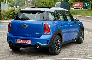 Позашляховик / Кросовер MINI Countryman 2012 в  фото 17 Позашляховик / Кросовер MINI Countryman 2012 в