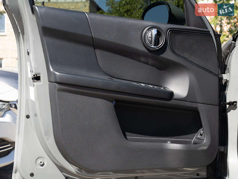 Хэтчбек MINI Countryman 2019 в Одессе фото 36 Хэтчбек MINI Countryman 2019 в Одессе