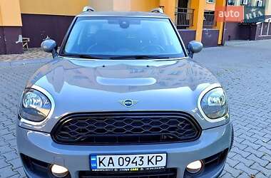 Хэтчбек MINI Countryman 2018 в Киеве