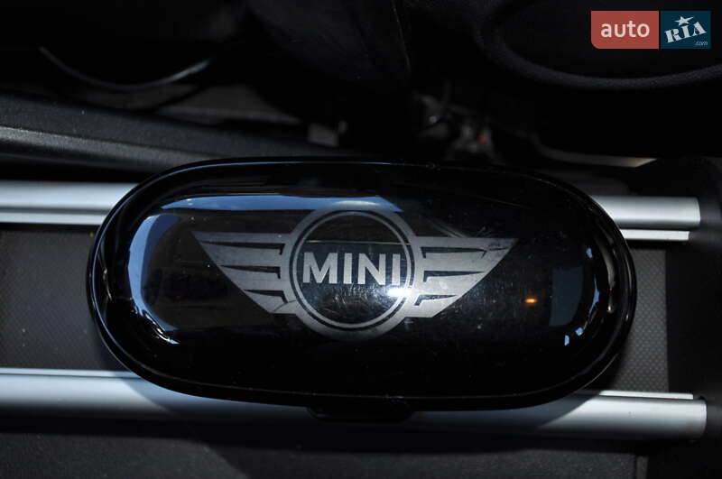 Внедорожник / Кроссовер MINI Countryman 2012 в Одессе фото 26 Внедорожник / Кроссовер MINI Countryman 2012 в Одессе