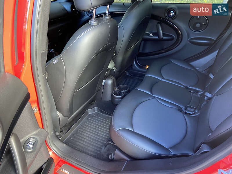 Внедорожник / Кроссовер MINI Countryman 2016 в Киеве фото 26 Внедорожник / Кроссовер MINI Countryman 2016 в Киеве