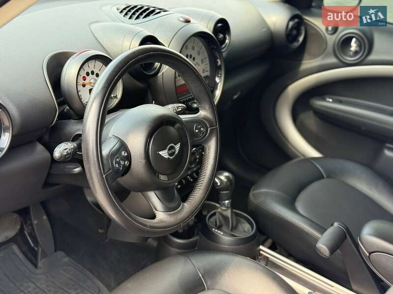 Внедорожник / Кроссовер MINI Countryman 2014 в Кривом Роге фото 15 Внедорожник / Кроссовер MINI Countryman 2014 в Кривом Роге