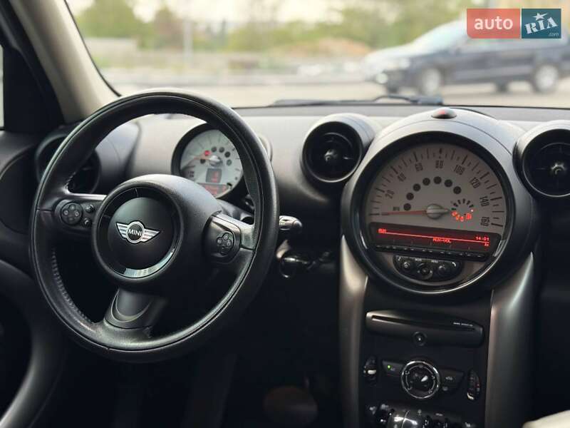 Внедорожник / Кроссовер MINI Countryman 2014 в Кривом Роге фото 25 Внедорожник / Кроссовер MINI Countryman 2014 в Кривом Роге