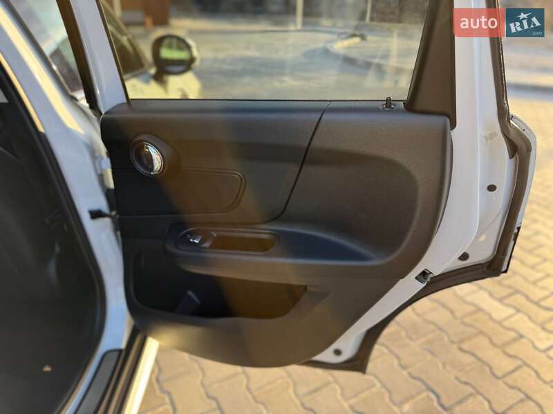 Хетчбек MINI Countryman 2019 в Кривому Розі