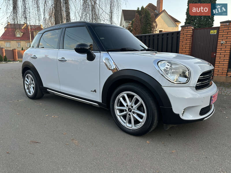 Внедорожник / Кроссовер MINI Countryman 2015 в Киеве фото 27 Внедорожник / Кроссовер MINI Countryman 2015 в Киеве