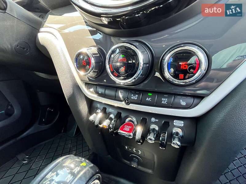 Хэтчбек MINI Countryman 2018 в Киеве