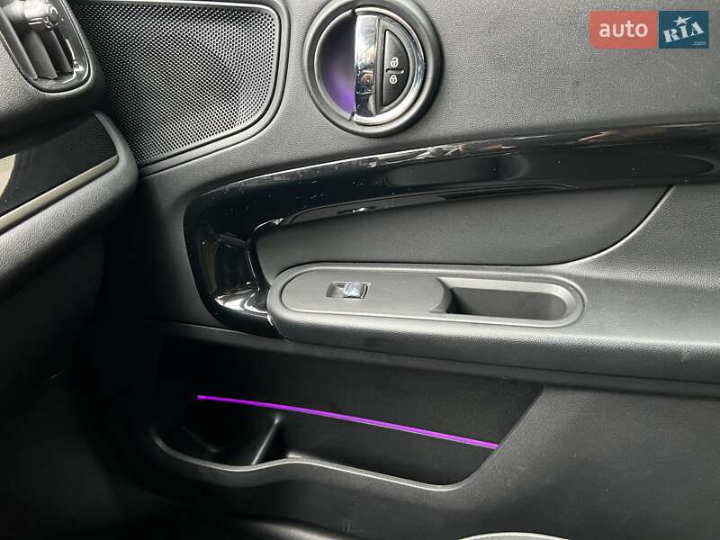 Позашляховик / Кросовер MINI Countryman 2023 в Первомайську