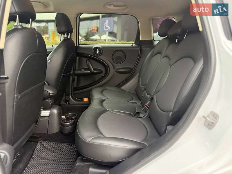 Позашляховик / Кросовер MINI Countryman 2015 в Києві фото 11 Позашляховик / Кросовер MINI Countryman 2015 в Києві