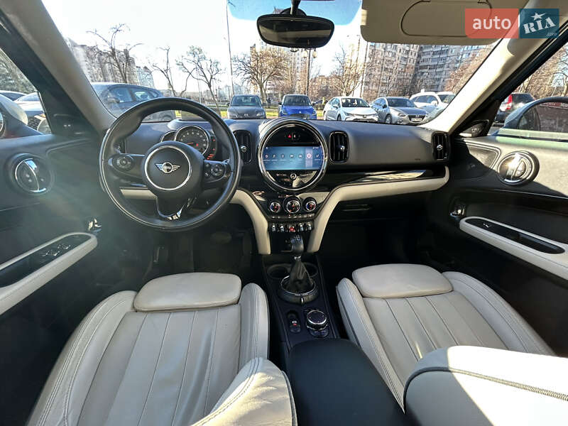 Хэтчбек MINI Countryman 2017 в Киеве