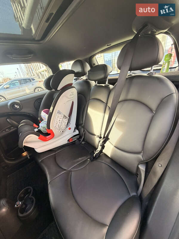 Внедорожник / Кроссовер MINI Countryman 2016 в Львове фото 23 Внедорожник / Кроссовер MINI Countryman 2016 в Львове
