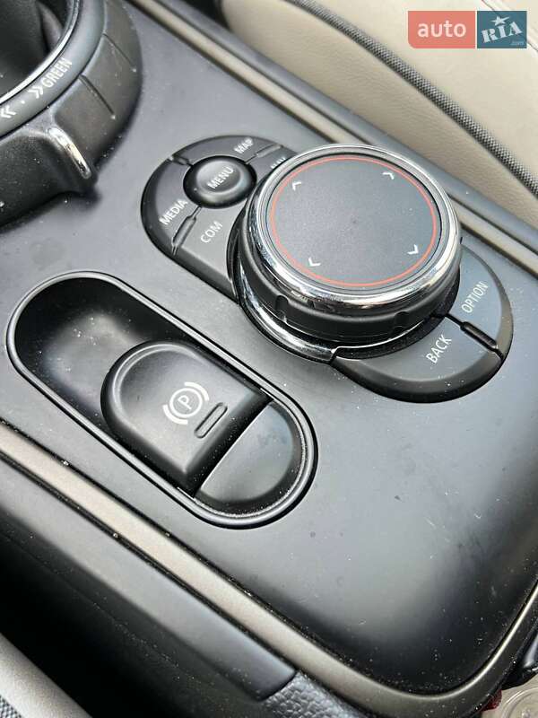 Хэтчбек MINI Countryman 2017 в Киеве