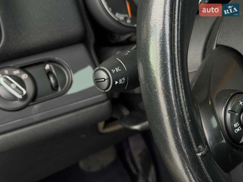 Хэтчбек MINI Countryman 2019 в Киеве фото 20 Хэтчбек MINI Countryman 2019 в Киеве