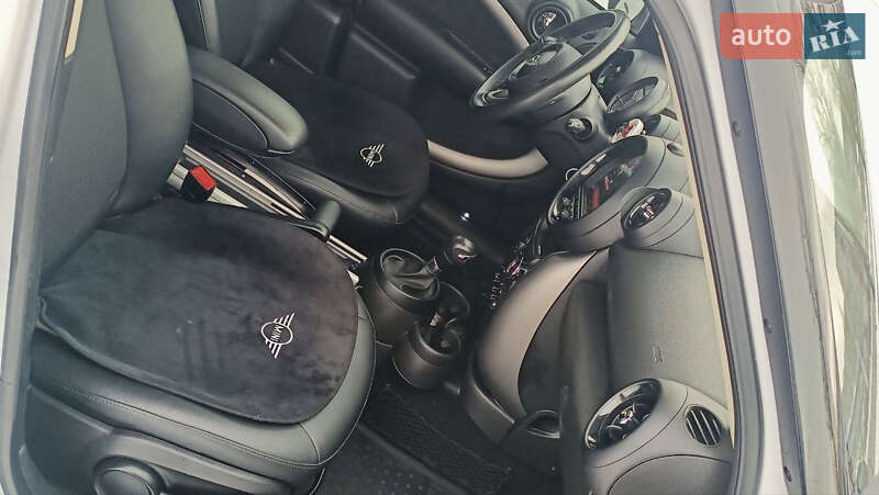 Внедорожник / Кроссовер MINI Countryman 2016 в Днепре фото 13 Внедорожник / Кроссовер MINI Countryman 2016 в Днепре