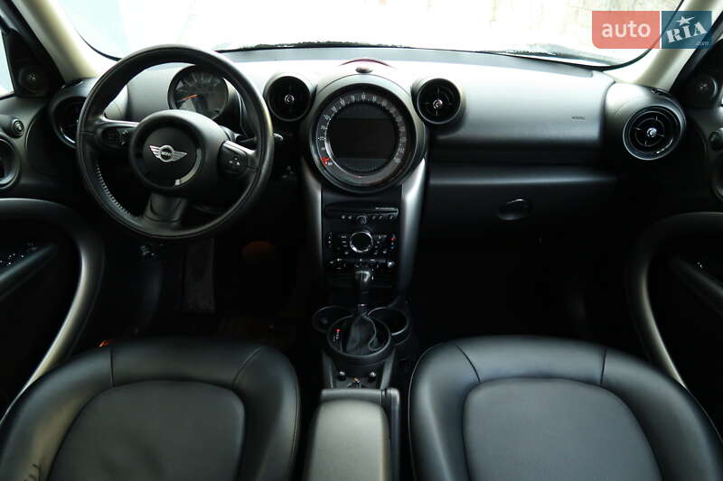 Внедорожник / Кроссовер MINI Countryman 2014 в Ровно