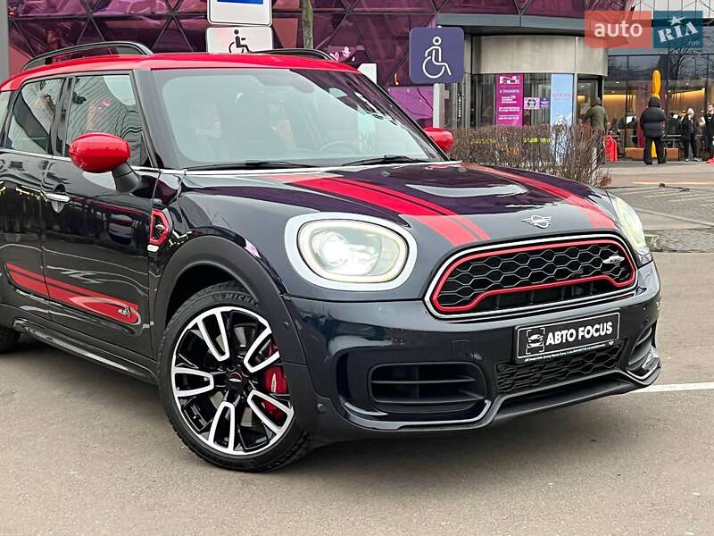 Хэтчбек MINI Countryman 2019 в Киеве