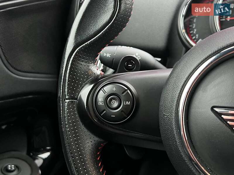 Хэтчбек MINI Countryman 2019 в Киеве