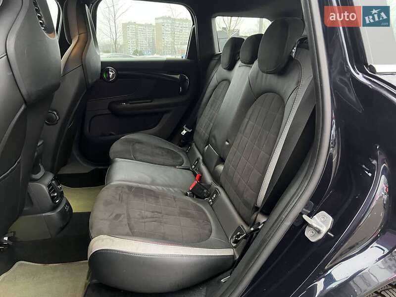 Хэтчбек MINI Countryman 2019 в Киеве