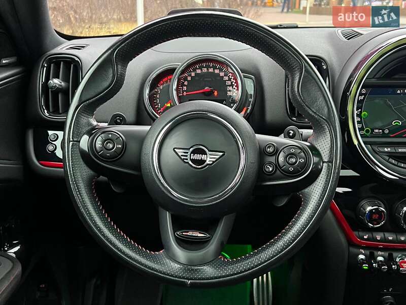 Хэтчбек MINI Countryman 2019 в Киеве