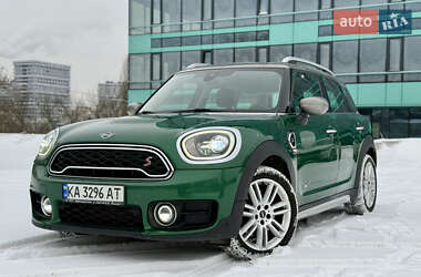 Хэтчбек MINI Countryman 2019 в Киеве