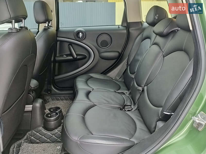 Внедорожник / Кроссовер MINI Countryman 2015 в Киеве фото 17 Внедорожник / Кроссовер MINI Countryman 2015 в Киеве