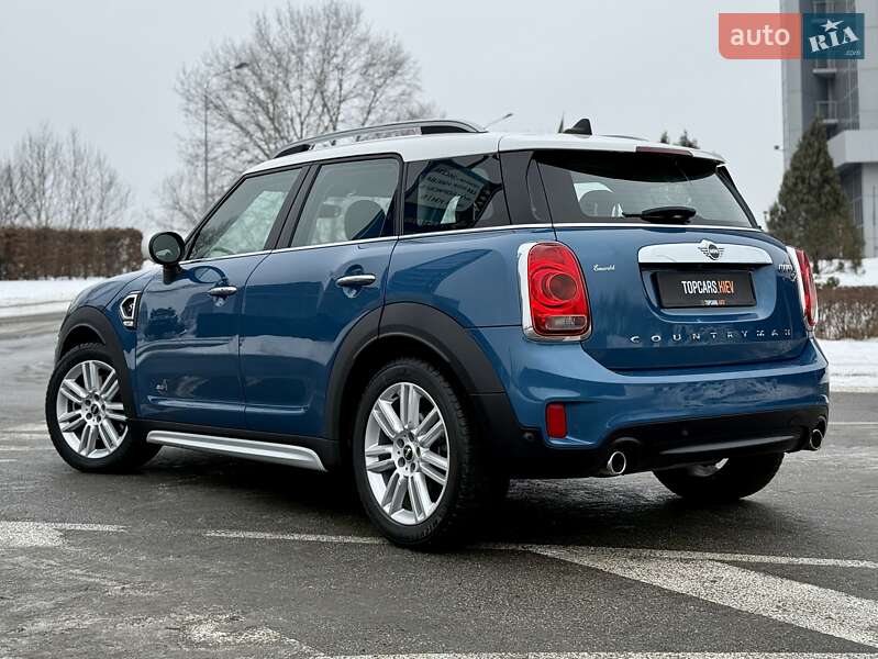 Хэтчбек MINI Countryman 2019 в Киеве фото 12 Хэтчбек MINI Countryman 2019 в Киеве