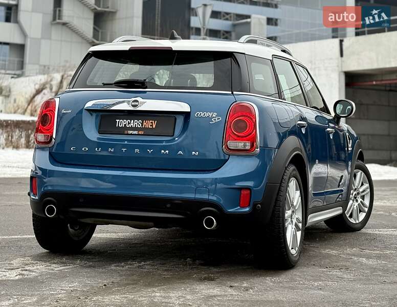 Хэтчбек MINI Countryman 2019 в Киеве фото 18 Хэтчбек MINI Countryman 2019 в Киеве