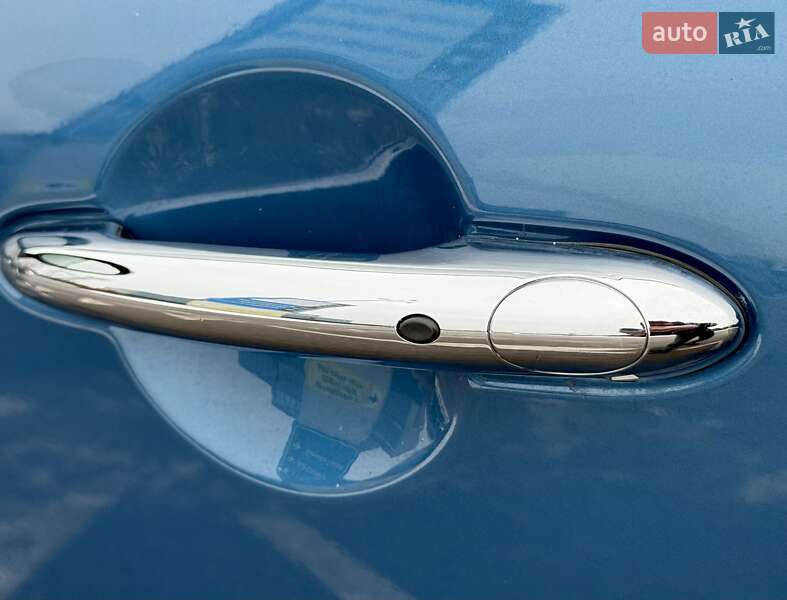 Хэтчбек MINI Countryman 2019 в Киеве фото 35 Хэтчбек MINI Countryman 2019 в Киеве