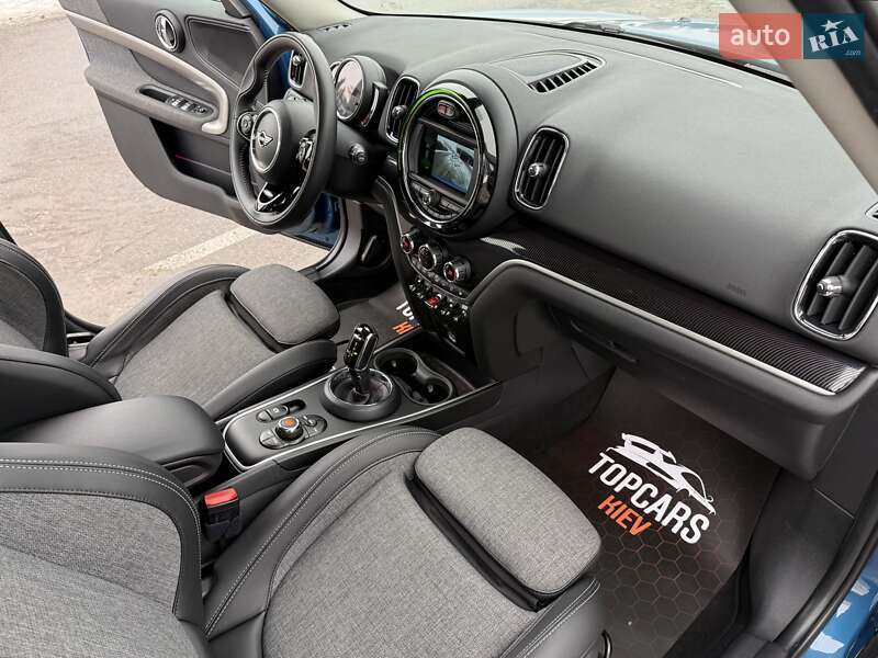 Хэтчбек MINI Countryman 2019 в Киеве фото 42 Хэтчбек MINI Countryman 2019 в Киеве