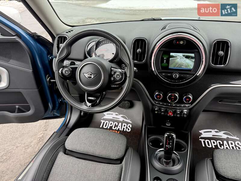 Хэтчбек MINI Countryman 2019 в Киеве фото 69 Хэтчбек MINI Countryman 2019 в Киеве