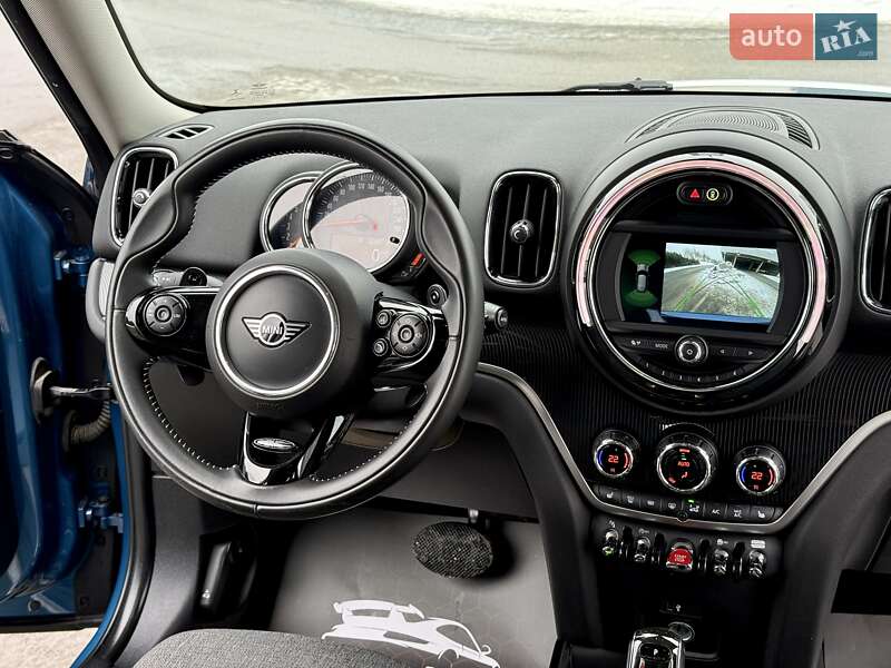 Хэтчбек MINI Countryman 2019 в Киеве фото 75 Хэтчбек MINI Countryman 2019 в Киеве