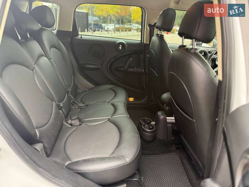 Позашляховик / Кросовер MINI Countryman 2015 в Києві