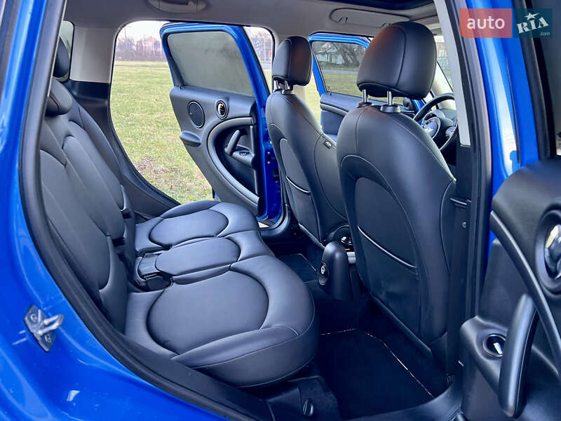 Внедорожник / Кроссовер MINI Countryman 2012 в Ровно