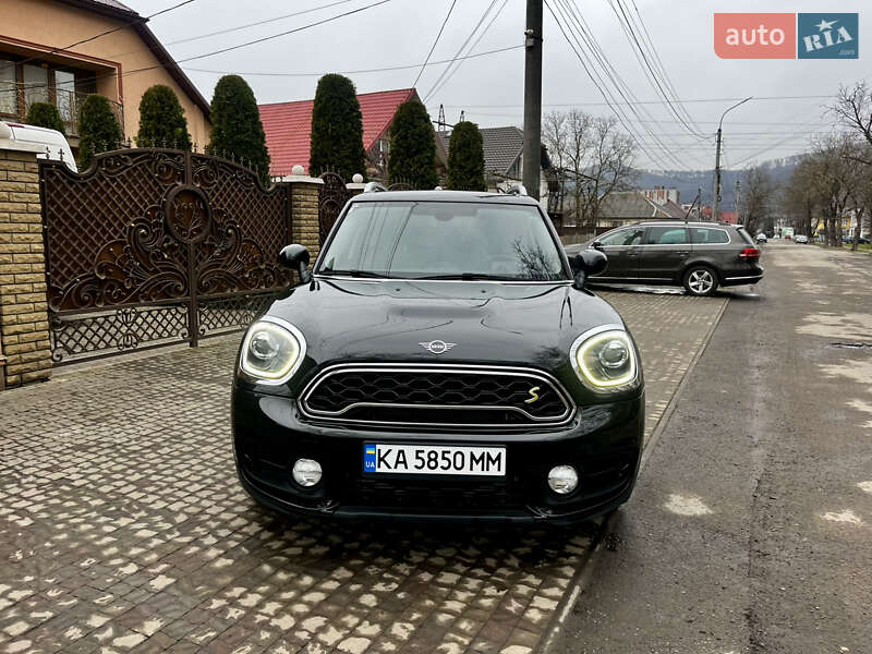 Хетчбек MINI Countryman 2018 в Сваляві