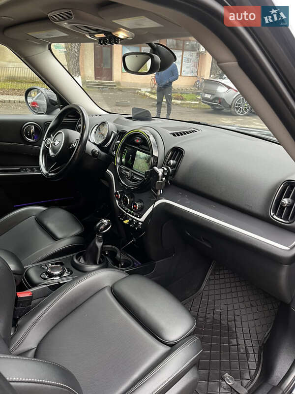 Хетчбек MINI Countryman 2018 в Сваляві