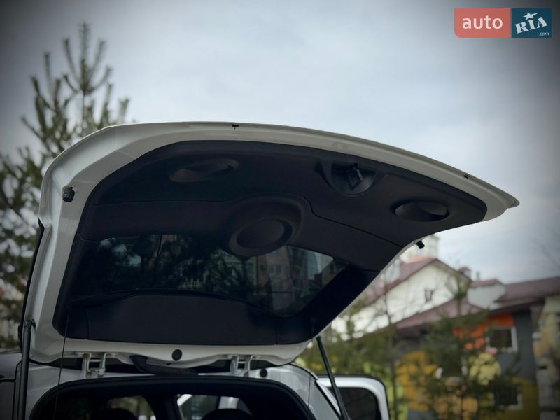 Внедорожник / Кроссовер MINI Countryman 2011 в Ивано-Франковске фото 51 Внедорожник / Кроссовер MINI Countryman 2011 в Ивано-Франковске