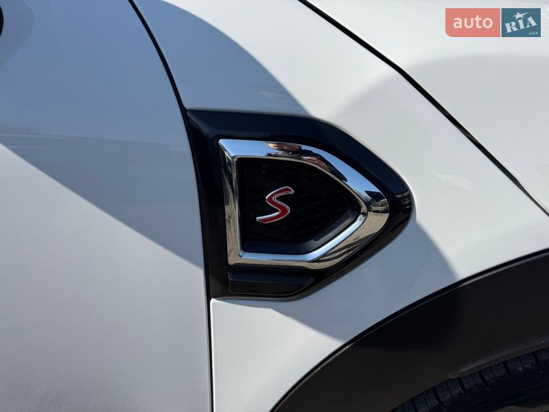 Хэтчбек MINI Countryman 2019 в Львове